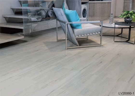 Indoor Water Repellent Laminate Flooring Residential 7mm